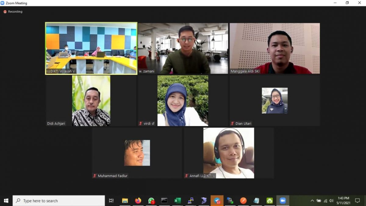 Serah Terima Pengadaan Jasa Pengembangan Sistem Informasi e-Dashboard LLDIKTI V Wilayah Yogyakarta