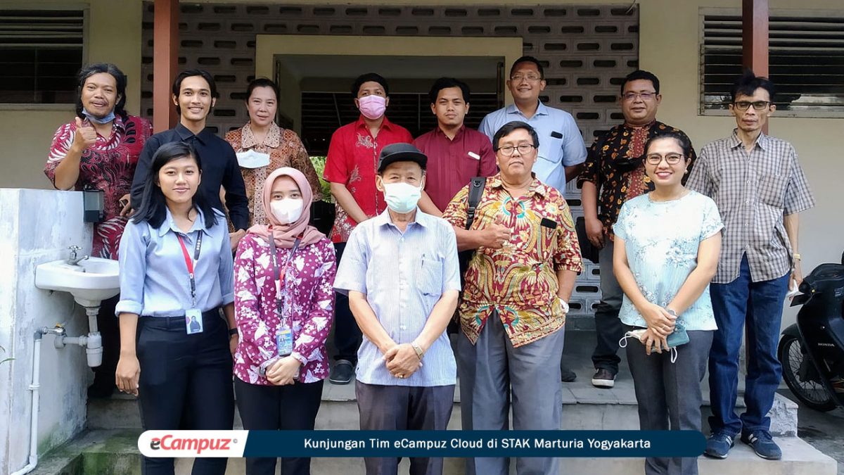Kunjungan Tim eCampuz Cloud di STAK Marturia Yogyakarta