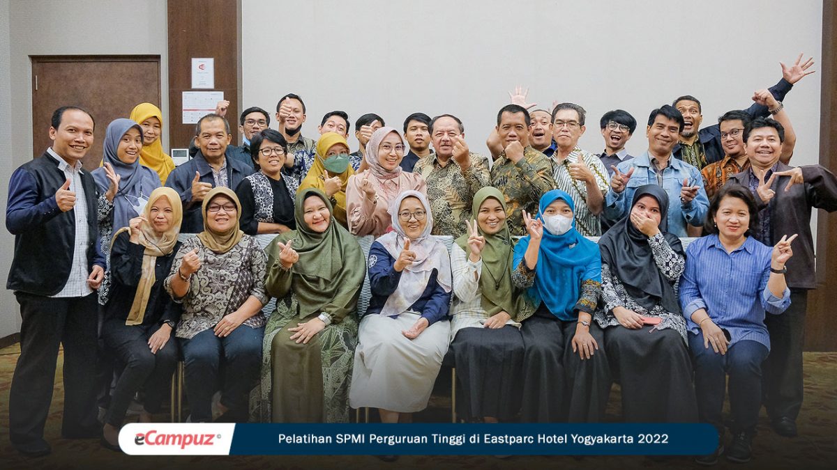 Pelatihan SPMI Perguruan Tinggi Bersama KJM UGM di Eastparc Hotel Yogyakarta