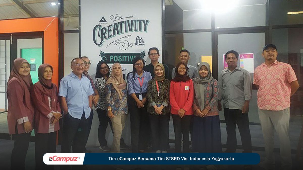 Diskusi Penggunaan eCampuz Cloud di STSRD Visi Yogyakarta