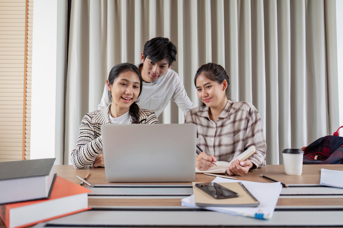 Kapan Saat Yang Tepat Beralih ke Digitalisasi SIAKAD