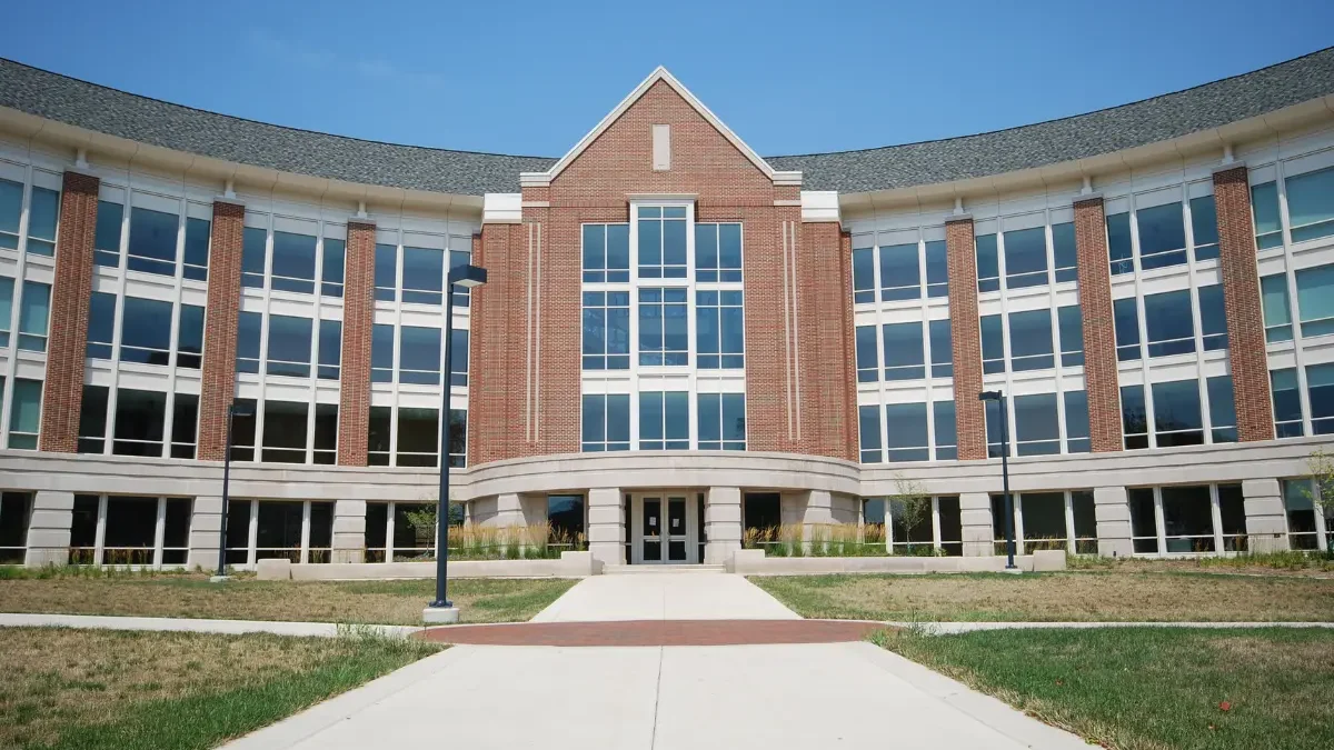 Panduan Implementasi Sistem Akreditasi Perguruan Tinggi: Dari Data Diri hingga Laporan Akhir