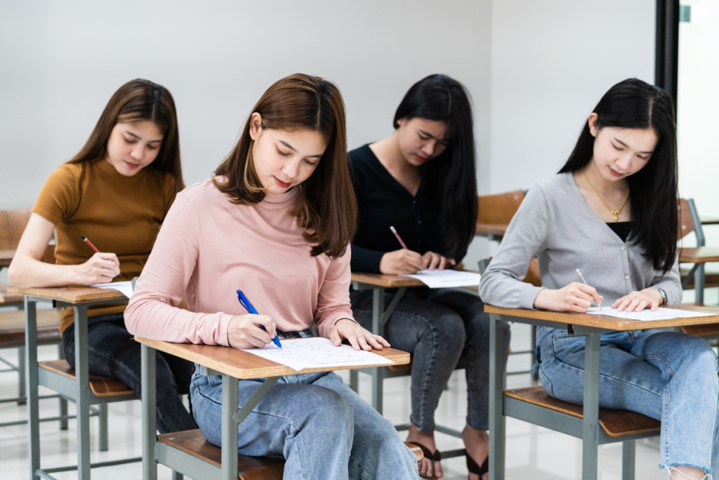 Meningkatkan Efisiensi Ujian Kualifikasi Kampus dengan Aplikasi untuk Ujian Online yang Inovatif