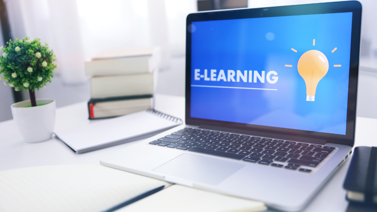 Sistem Informasi E-Learning: Solusi Pembelajaran Digital Terintegrasi Perguruan Tinggi